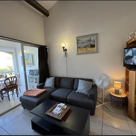 Mediterranee דירה